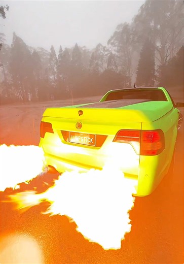 Experiencing ASMR with Holden Commodore Car Wash