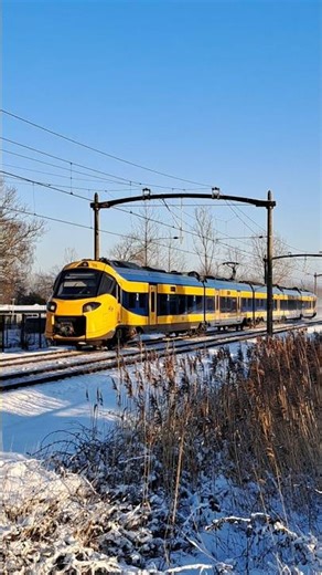 Beautiful Dutch high speed train through the snow! #train #zug #railway #snow #trains #züge #tren