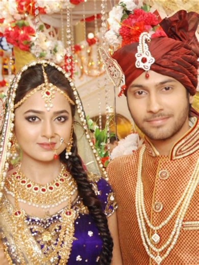 Swaragini serial song status ♥️🍁#viralvideo#trending#swaragini#youtubeshort#tejaswiprakash#hellyshah