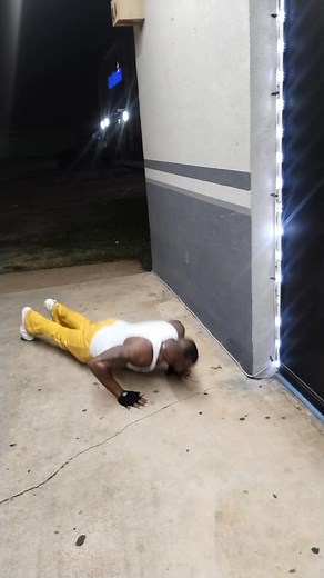 🦍💪💯💰👑❤️‍🔥I'm just Breezzing Thru 🥷💥💰👑🔪🦅BirdDogg aka Mr JQB ON | Barry Washington