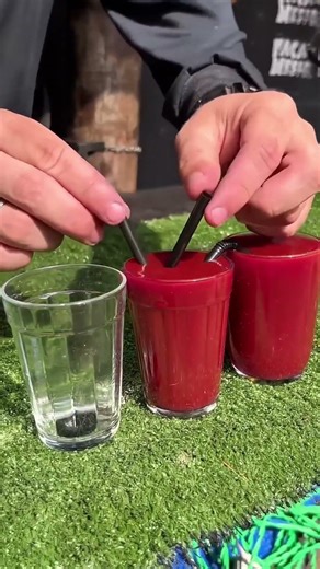 Straw or Magic Wand? 🪄 The Smartest Hack Ever!