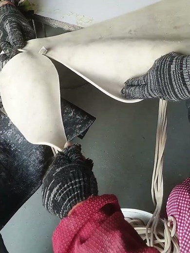 Rubber strip cutting process- Good tools and machinery make work easy