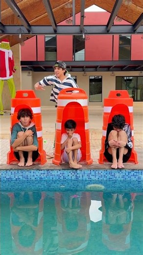 ESCOJAN UN CONO 😂