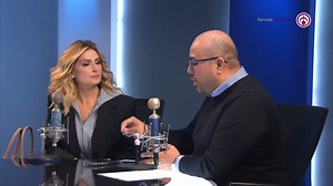 2.3M views · 10K reactions | EXCLUSIVA I Tras las bendiciones que le mandó Andrea Legarreta , la actriz Anette Cuburu dice que no se considera de doble moral , ya que no le manda bendiciones a personas que le desean el mal , a ella y a su familia ❌: “No estamos en Miss Universo para bendecir a todo el mundo” . #TodoParaLaMujer con Maxine Woodside | Radio Fórmula | Facebook