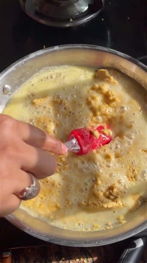 Halwai Style Soft Besan Ki Barfi Recipe At Home! 🤤✨ #BesanBarfi #SweetRecipe #Shorts