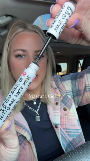 Gel mascara for the hairs that don’t know what they are supposed to be doing