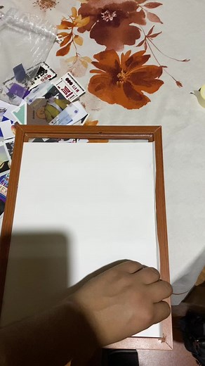 Cómo hacer un cuadrito recuerdo con tu diploma universitario