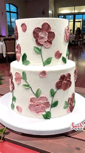 32 weddings in 2025. 26 weddings in 2024. That’s 58 love stories across a season that stretched from March 2024 to today. Tonight we wrapped the final wedding of the year and take a pause until March. Grateful doesn’t even begin to cover it 💍✨ #wedding #weddingseason #cake #letsgetmarried #ido | Sweets by Kash