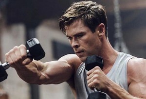 Οι ασκήσεις με αλτήρες που διαρκούν 20 λεπτά και μπορείς να τις κάνεις σπίτι