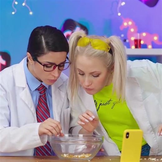 20K views · 183 reactions | Two Girls Test the Truth Behind These Viral Hacks, by 123 GO! | 123 GO | Facebook