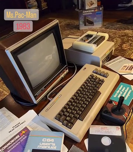 136K views · 2.9K reactions | PAC-MAN, 1983 https://commodorecompany.com #commodore #c64 #AI #computer CPU: MOS Technology 6510/8500 1MHz, edited by vitaskhr | Commodore Business Machines | Facebook