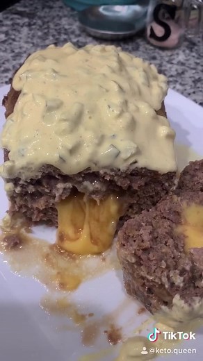 Big Mac meatloaf #keto #ketodiet #ketolife #lowcarb #whatssfordinner #cheese