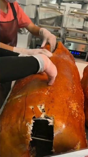 Crispy Roast Whole Pig