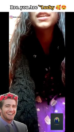 haslo Indians 🇮🇳 on Instagram: "日本利用压电瓷砖将脚步转化为电能。这些瓷砖捕捉来自你脚步的动能。当你行走时，你的重量和动作会对瓷砖产生压力。瓷砖会轻微弯曲，从而产生机械应力。瓷砖内部的压电材料将这种应力转化为电能。每一步都会产生少量电荷，而数百万步结合在一起就能产生足够的电力来驱动 LED 灯、数字显示屏和传感器。在像涩谷车站这样繁忙的地方，每天大约有 240 万个脚步为这一系统作出贡献。这些电能可以被储存或立即使用，从而减少对传统电力来源的依赖，并支持可持续的城市基础设施。这种方法将日常运动转化为实用的可再生能源 #日本 #知识 #事实 #你知道吗 #推荐 #科技 #创新 #历史 #技术 #实验 #热门 日本利用压电瓷砖将脚步转化为电能。这些瓷砖捕捉来自你脚步的动能。当你行走时，你的重量和动作会对瓷砖产生压力。瓷砖会轻微弯曲，从而产生机械应力。瓷砖内部的压电材料将这种应力转化为电能。每一步都会产生少量电荷，而数百万步结合在一起就能产生足够的电力来驱动 LED 灯、数字显示屏和传感器。在像涩谷车站这样繁忙的地方，每天大约有 240 万个脚步为这一系统