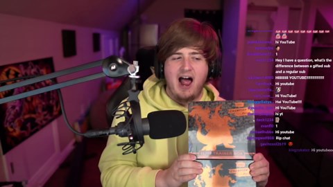 I RISK IT ALL FOR SHINY CHARIZARD