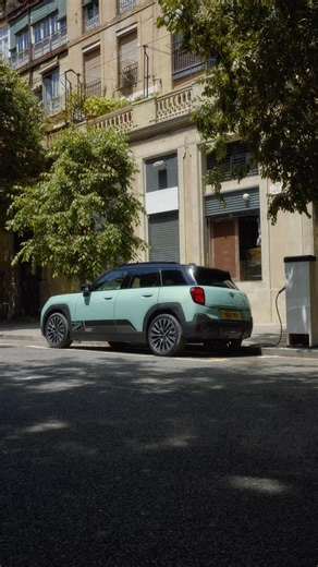 2.8K views | Descubre el equilibrio perfecto entre lo futurista y lo minimalista. | MINI | Facebook