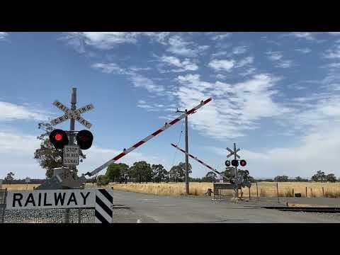 V/Line Train Railway Crossing Racecourse Rd Nagambie