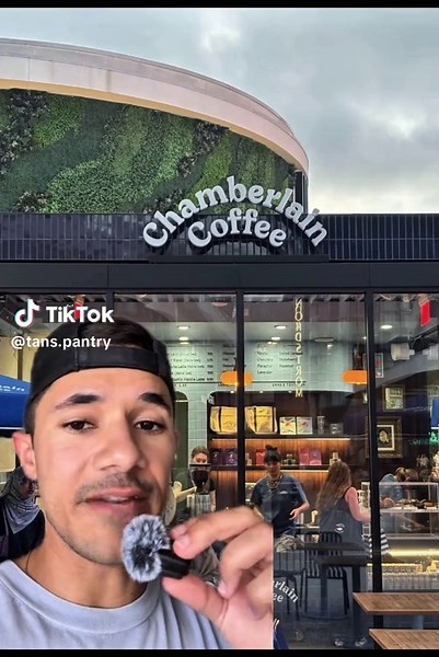 Top 10 Cafés to Visit in Los Angeles