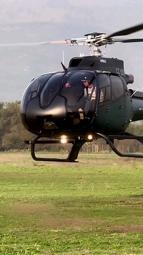 Lindo demais esse ACH-130 🚁❤️ . . . Créditos ⤵️ #Reposto @dcuadra_aviation 📷 —— . . . #promoveraviacaoemportoalegre #aviacaomundial #aviaçãogaúcha #helicopter #aviation #avgeek #pilot #aviationphotography #helicopters #helicopterpilot #verticalmag #aviationlovers #aircraft #pilotlife | Silverfly Conteudo-Digital