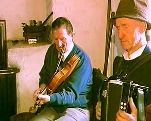 An oul fashioned Céilí @ Muckross House Co. Kerry Ireland | Videos of Irish Farming Life