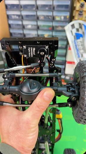 I made a Realistic Panhard Bar in Rc Scale BRX01 AWB Link Chassis I rebuilt it so that the axis does not tilt horizontally during operation. #rc #rcscale #offroadrc #rccars #rccrawler | Maxee RC