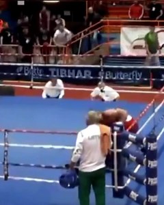 This young boxer took his frustrations on the referee for the early stoppage call😮😮😮😮 But was he right to do so ? | Boxing war