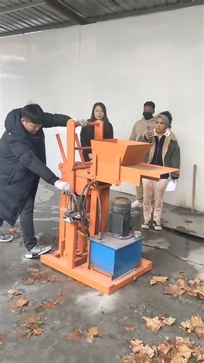 Terbrickmachine on Instagram: "#blockmachine #blockmakingmachine #productionlineequipment"