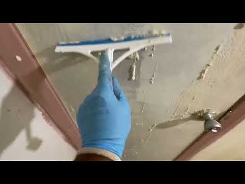 Effortless Wallpaper and Wallpaper Glue Removal from Walls and Doors
