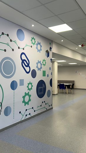 Exploring Curro Barlow Park: Indoor and Outdoor Scenes