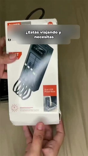 Carga solar, linterna y cables integrados. Todo en uno.