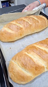 4.4K views · 16 reactions | ☆ Novi recept na YouTube kanalu - DOMAĆI KRUH NA BRZAKA ☆ New recipe on the YouTube channel - QUICK HOMEMADE BREAD . #food #foodporn #soskuhinja #soskitchen #cuisine #meatlovers #recipes #recepti #vege #cake #cookies #torte #kolaci #rucak #lunch #kruh #bread #instagood #instafood | SOS Kuhinja/Kitchen | Facebook