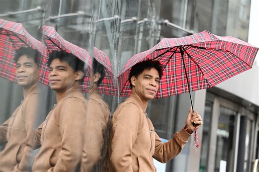Dance legend Carlos Acosta brings Havana heat to wintry Scotland