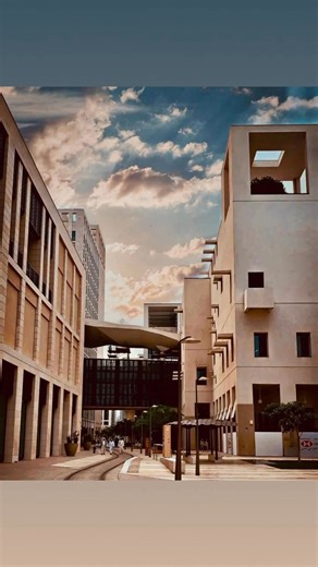 ✨ Half-Day Private Doha City Experience (4–5 Hours) ✨ See Doha. Feel the culture. Travel in comfort. Discover the heart of Qatar’s capital on a relaxed, privately guided city experience that blends heritage, modern elegance, and coastal beauty. Designed for first-time visitors, families, and travelers who prefer meaningful exploration without rushing. 🌆 City Highlights • Scenic Corniche drive with panoramic skyline photo stops • Souq Waqif – guided walk through Doha’s traditional market, cultur