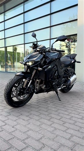 Kawasaki Z1000