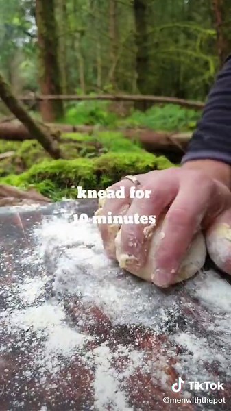 Ho to Make Forest Pasta😉😜 #learnontiktok #menwiththepot #fyp #foryou #cooking #food #forestchef #fire