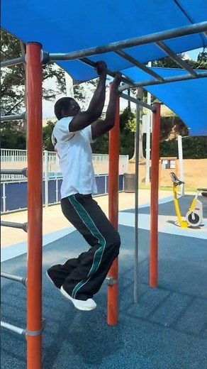 PULL UP BARK WORKOUT | Street Calisthenics Strength Routine 💪🏾🌳