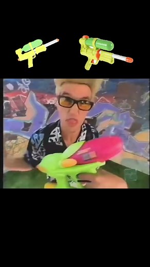 Super Soaker commercial from 2000 #nostalgia #supersoaker #90skids #millennial #2000 #1999 #2000sthrowback #2000snostalgia #90stoys #00s #00snostalgia #00stoys #oldcommercials