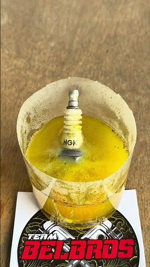 Cleaning rusty spark plug less than a minute #automotivetools #diyequipment #mechanic #diy