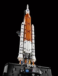 Annunciato il LEGO Technic NASA Artemis Space Launch System Rocket. Disponibile da gennaio; buon Natale! https://www.lego.com/en-us/product/nasa-artemis-space-launch-system-rocket-42221 | AstronautiCAST