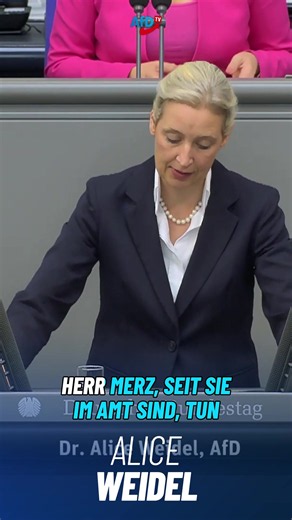 „Zulieferer und Dienstleister fallen wie Dominosteine, keine Woche ohne Hiobsbotschaften. Dem deutschen Mittelstand gehen die Reserven aus. Der Insolvenz-Tsunami vertreibt Wohlstand und gute Jobs aus Deutschland. Alle 20 Minuten geht eine deutsche Firma pleite.“