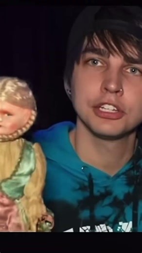 I swear Sam and Colby just like throw everything around lol they are just the funniest people ever ￼