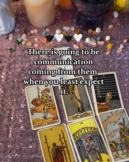 18K views · 810 reactions | Pick a reader and get clarity | Pocket Insight | Facebook