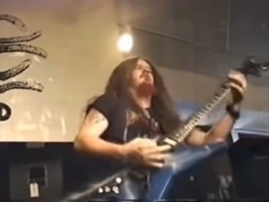 651K views · 19K reactions | Dimebag Darrell doing a guitar clinic in 1993. Riffing through "Cowboys From Hell" Pantera | Distortion Overload | Facebook