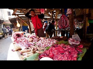 Meghalaya STREET FOOD Breakfast TOUR in Iewduh Market - Non Veg INDIAN Street Food | Shillong, India