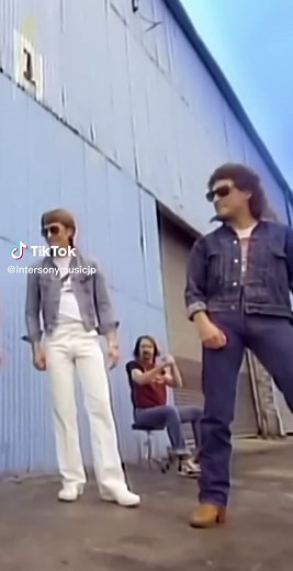 WBC 侍ジャパンの公式テーマ曲「Separate Ways」