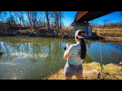 Bank Fishing for Catfish with a 4-Piece Rod | Gear Test & Cookout