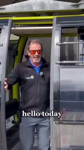 Stephane dives into our gondola system — from how it works to where the cabins come from, and everything in between. To watch the full video, click the link 👉🏼 https://ow.ly/uAxS50VKPRG #SeeYouAtTheSummit | Sea To Sky Gondola