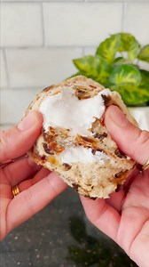 331K views · 848 reactions | These crust-less sandwiches are SUCH a throwback 朗索 And with this gadget, you can make them on your own! Whether you have kids or not, they're perfect for a fun party treat or freezing so you can eat them whenever! Get them on Amazon: https://amzn.to/3lFINwZ(We may make  from these links | Food Network | Facebook