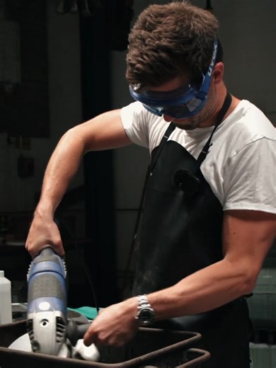 How Dovo's Straight Razors are made!!!🔥⚔️🩶✨ #howto #razor #straightrazor #howitsmade