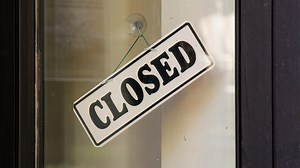 Fast-food chain with 43 locations closing site - customers found note on door